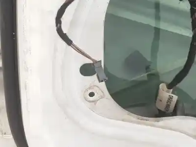 Автозапчастина б/у двері задні праві для clase c clase e lim. 2.1 cdi посилання на oem iam a2127300205  a2127300205
