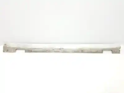 Second-hand car spare part side skirt for clase c clase e lim. 2.1 cdi oem iam references a2126980054