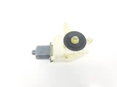 Second-hand car spare part left front window motor for clase c clase e lim. 2.1 cdi oem iam references a2048200142  a2048200142