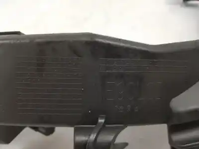 Second-hand car spare part left headlight support for bmw 3 (e90) 318 d oem iam references 51647138401  7138401