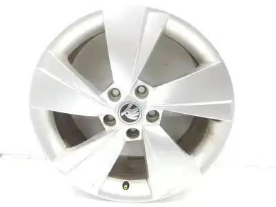 Автозапчастина б/у шина для skoda superb berlina 3v3 active посилання на oem iam 3v0601025ab  7jx17h2