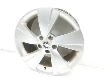 Автозапчастина б/у шина для skoda superb berlina 3v3 active посилання на oem iam 3v0601025ab  7jx17h2