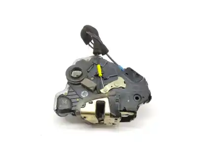 Pezzo di ricambio per auto di seconda mano serratura porta anteriore sinistra per toyota land cruiser (j12) 3.0 turbodiesel riferimenti oem iam 6904013111 6904013111 