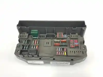Pezzo di ricambio per auto di seconda mano scatola relè/fusibili per bmw x6 (e71, e72) xdrive 50 i riferimenti oem iam 61149145115