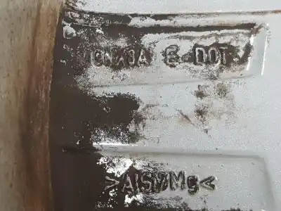 Автозапчастина б/у шина для land rover range rover (lm) 3.6 td v8 посилання на oem iam rrc001230mnh