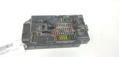 Pièce détachée automobile d'occasion boîtes à fusibles pour mini mini 1.6 16v références oem iam 61353457582 3457582 