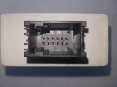 Second-hand car spare part electronic module for bmw 3 coupé (e46) 328 ci oem iam references 61358376506  61359177976