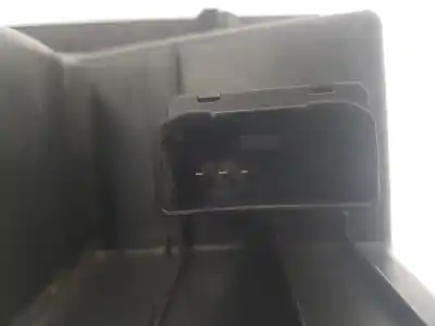 Автозапчастина б/у бардачок для seat leon (5f1) reference посилання на oem iam 5f1857095k  5f1857095k