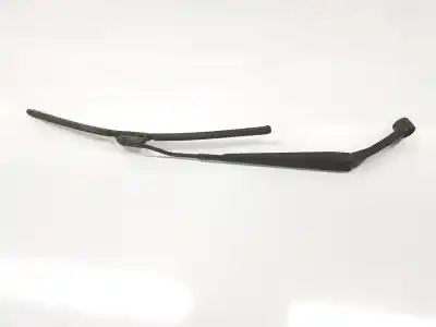 Pièce détachée automobile d'occasion bras d essuie-glace avant droit pour toyota land cruiser (j12) 3.0 turbodiesel références oem iam 8521160230