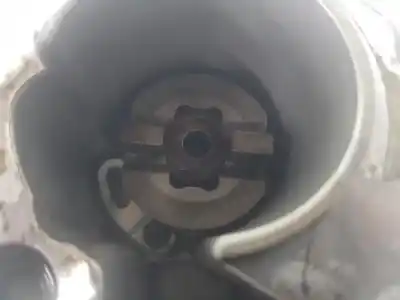 Автозапчастина б/у галмумний депресор / вакуумний насос для dacia dokker essential посилання на oem iam 146502327r  146502327r