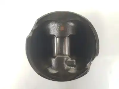 Second-hand car spare part piston for clase c clase m 3.0 cdi oem iam references a6420301818  a6420301818