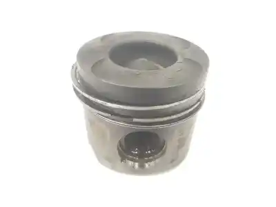 Second-hand car spare part piston for clase c clase m 3.0 cdi oem iam references a6420301818  a6420301818