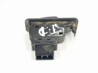 Автозапчасти б/у управление задними правыми стеклами за mitsubishi montero   (v3_w, v2_w, v4_w) 2.8 td (v46w, v26w) ссылки oem iam mr751813  mr751813