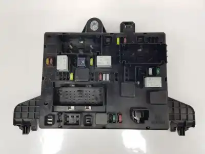 İkinci el araba yedek parçası röle/sigorta kutusu için opel zafira 2.0 16v cdti oem iam referansları 1110306aa
