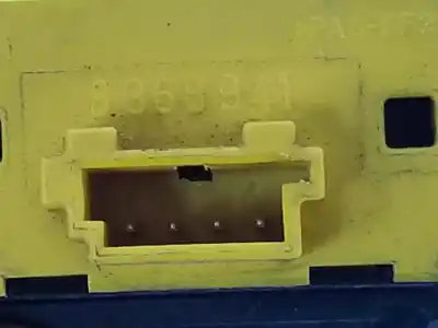 Second-hand car spare part left front power window switch for bmw serie 3 compacto (e36) 1.6 cat oem iam references 61318368941  8368941