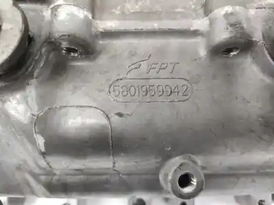 Автозапчастина б/у впускний колектор для iveco daily pr 3.0 d посилання на oem iam 504333384  5801959942