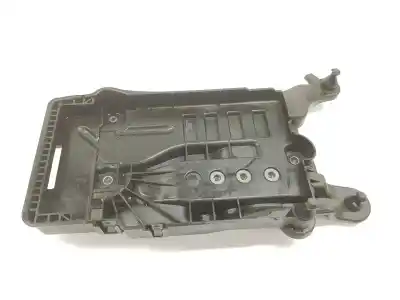 Автозапчасти б/у средний за seat arona (kj) style 116 cv / 85 kw ссылки oem iam 2q0915331