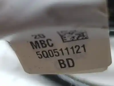 Автозапчастина б/у демпфуюча песна для cupra leon 2.0 tdi посилання на oem iam 5q0511121bd  5q0511121bd