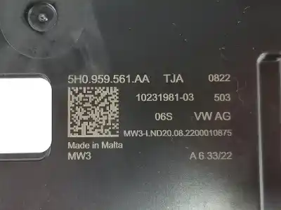 Автозапчастина б/у внутрішне світло для cupra leon 2.0 tdi посилання на oem iam 5h0959561aa  5h0959561aa