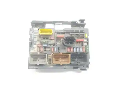 Peça sobressalente para automóvel em segunda mão caixa de fusíveis e relés por peugeot partner kasten 1.6 16v hdi fap referências oem iam 9807028880 9807028780 