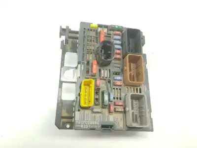 Peça sobressalente para automóvel em segunda mão caixa de fusíveis e relés por peugeot partner kasten 1.6 16v hdi fap referências oem iam 9807028880 9807028780 
