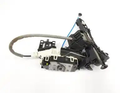 Peça sobressalente para automóvel em segunda mão fechadura da porta dianteira esquerda por clase c clase a 2.1 cdi referências oem iam a1667200135