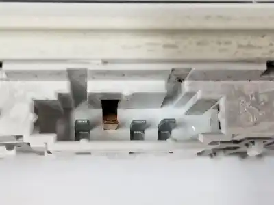 Peça sobressalente para automóvel em segunda mão luz interior por clase c clase a 2.1 cdi referências oem iam a2049060335  a2049060335