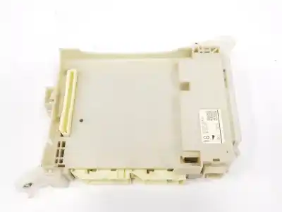 Gebrauchtes Autoersatzteil relais sicherungskasten multifunktionsrelais zum toyota land cruiser (j15) 2.8 cat oem-iam-referenzen 8273060180 8273060180 