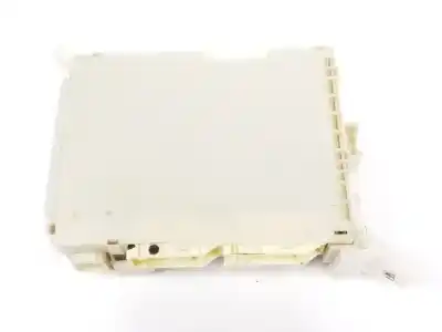 Gebrauchtes Autoersatzteil relais sicherungskasten multifunktionsrelais zum toyota land cruiser (j15) 2.8 cat oem-iam-referenzen 8273060180 8273060180 