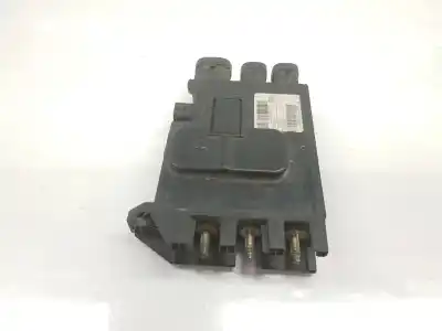 Pièce détachée automobile d'occasion boîtes à fusibles pour renault megane ii classic berlina 1.5 dci diesel références oem iam 243800007r 243800007r 