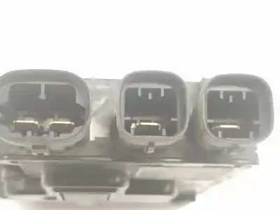 Pièce détachée automobile d'occasion boîtes à fusibles pour renault megane ii classic berlina 1.5 dci diesel références oem iam 243800007r 243800007r 