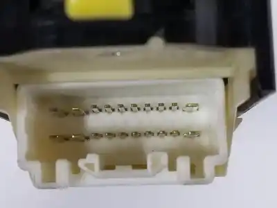 Автозапчастина б/у передні вікний вмикач для lexus is200 (ds2/is2) 2.5 v6 cat посилання на oem iam 8404053081  8404053081