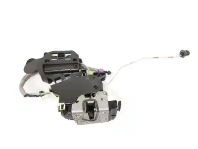 Second-hand car spare part front right door lock for clase c clase m 2.1 cdi oem iam references a1667200435  a1667200435