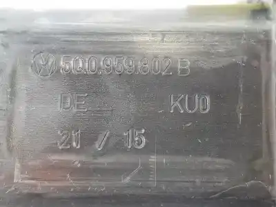 Автозапчасти б/у мотор стекла переднего правого за seat leon (5f1) 1.6 tdi ссылки oem iam 5q0959802b  5q0959802b