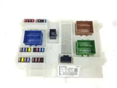 Peça sobressalente para automóvel em segunda mão caixa de fusíveis e relés por volvo xc60 2.0 d referências oem iam 31412969