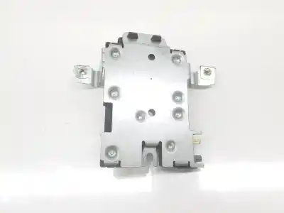 Second-hand car spare part electronic module for audi a3 (8p) 1.9 tdi ambiente oem iam references 8p0035225d  8p0035225d Second-hand car spare part electronic module for audi a3 (8p) 1.9 tdi ambiente oem iam references 8p0035225d  8p0035225d