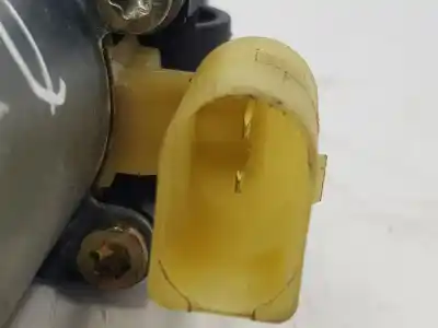 Second-hand car spare part right front window motor for bmw 3 (e46) 320 i oem iam references 67628362064  