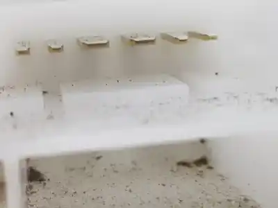 Peça sobressalente para automóvel em segunda mão bomba de combustivel por renault twingo iii 1.0 sce referências oem iam 172024944r  172024944r