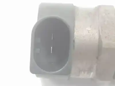 Автозапчастина б/у рампа инжектора для seat leon sc (5f5) fr посилання на oem iam 04l130089d  04l130089d