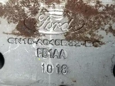 Автозапчасти б/у центральный подлокотник за ford ecosport 1.0 ecoboost ссылки oem iam 2479185  gn15a045a17tf3fs3