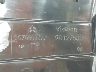 Second-hand car spare part air vent for citroen ds4 1.6 blue-hdi fap oem iam references 8247s1  96766069zd