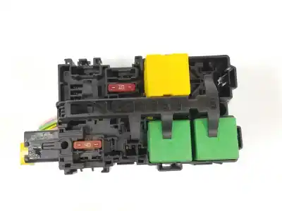 Second-hand car spare part fuse box unit for citroen jumpy fugón 2.0 blue-hdi fap oem iam references 9806192580  9806192580