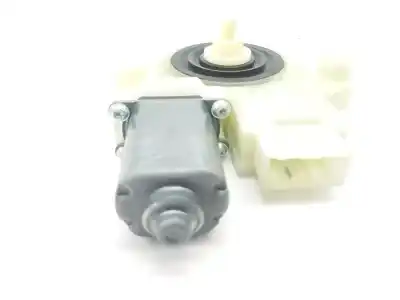 Автозапчастина б/у двиг скла задне ліво для skoda fabia combi 1.0 tsi посилання на oem iam 6v0959811a  6v0959811a