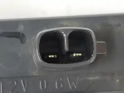 Автозапчасти б/у центральный задний фонарь за toyota rav 4 iii (_a3_) 2.2 d (ala35_) ссылки oem iam 8157060110  8157060110