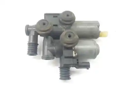 Peça sobressalente para automóvel em segunda mão bomba de água por bmw x3 (e83) 2.0 d referências oem iam 64118369807