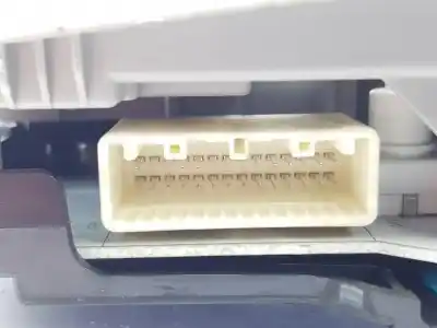 Pezzo di ricambio per auto di seconda mano luce interna per lexus ct 1.8 16v cat (híbrido) riferimenti oem iam 8126076030b0  8126076030b0