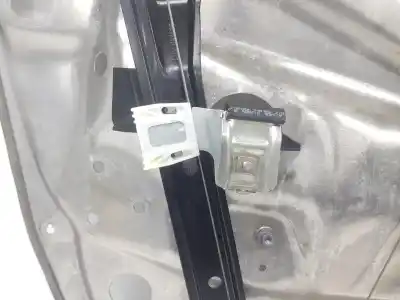 Автозапчастина б/у регулятор переднього правого скла для clase c clase c familiar 2.1 cdi посилання на oem iam a2047200679  a2047200679