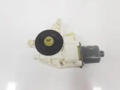 Автозапчастина б/у двигатель заднього правого скла для clase c clase c familiar 2.1 cdi посилання на oem iam a2048200642  a2048200642