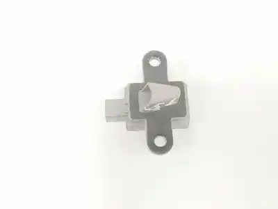 Second-hand car spare part sensor for clase c clase c familiar 2.1 cdi oem iam references a2048210651