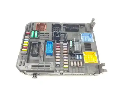 Tweedehands auto-onderdeel relais/zekeringenkastje voor opel corsa f (p2jo) 1.2 (68) oem iam-referenties 9832880280